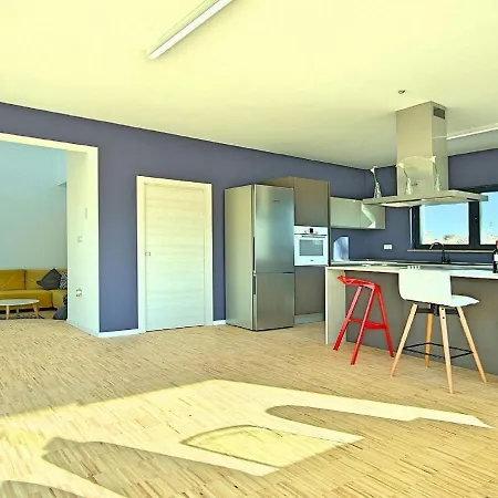 别墅 Lush In Belavici With Pool & High-end Kitchen Hreljići