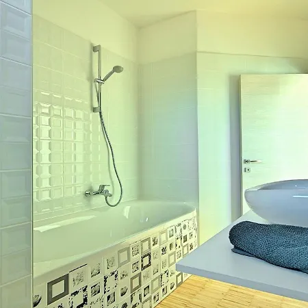 Lush In Belavici With Pool & High-end Kitchen * Hreljići