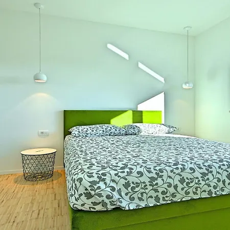 Lush In Belavici With Pool & High-end Kitchen Willa